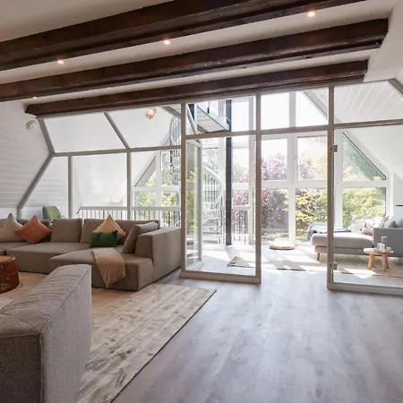 Haus-yacht Olsdorf (Nordfriesland)