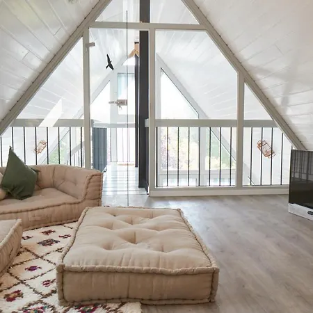 Haus-yacht Holiday home Olsdorf
