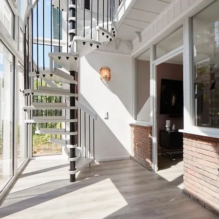 Haus-yacht * Olsdorf