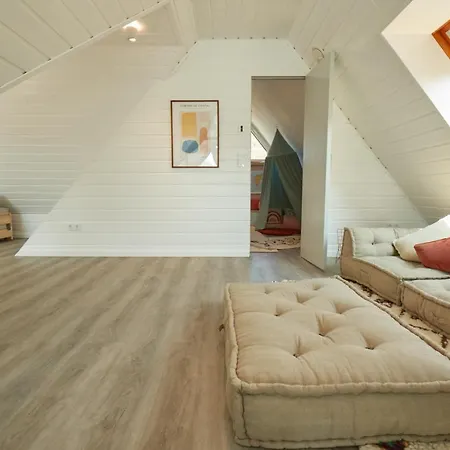 Holiday home Haus-yacht